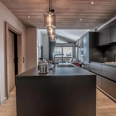 1550 - 5 Pers, Centre, Parking, Wi-fi - Fr-1-631-199