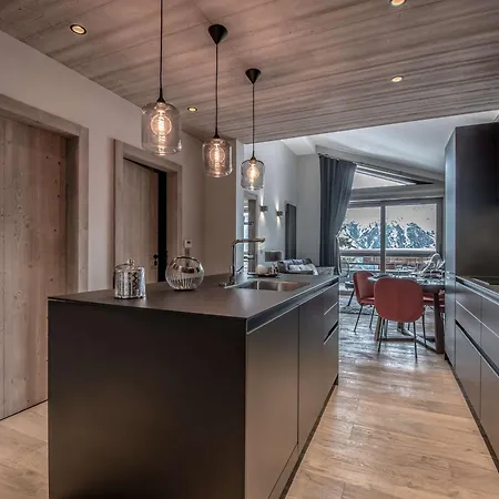 1550 - 5 Pers, Centre, Parking, Wi-fi - Fr-1-631-199 Courchevel