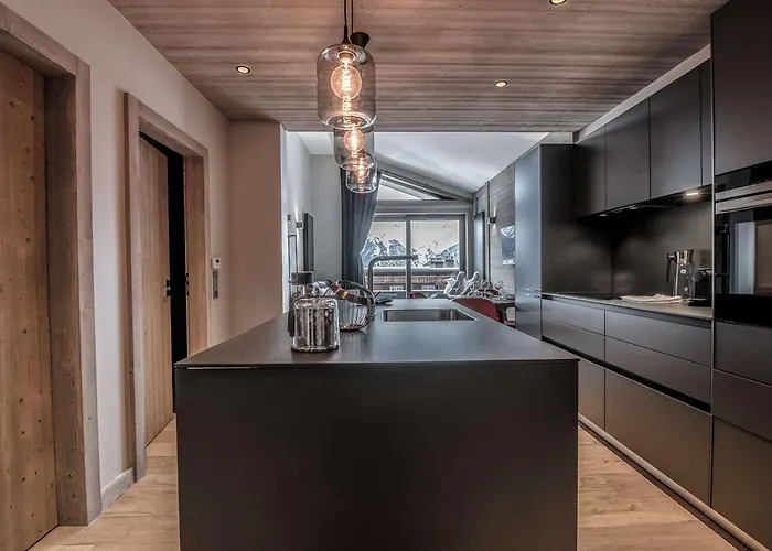 1550 - 5 Pers, Centre, Parking, Wi-fi - Fr-1-631-199